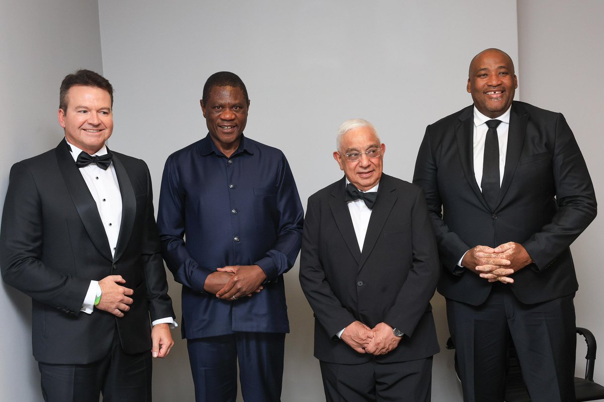 Paul Mashatile🇿🇦 tweet media