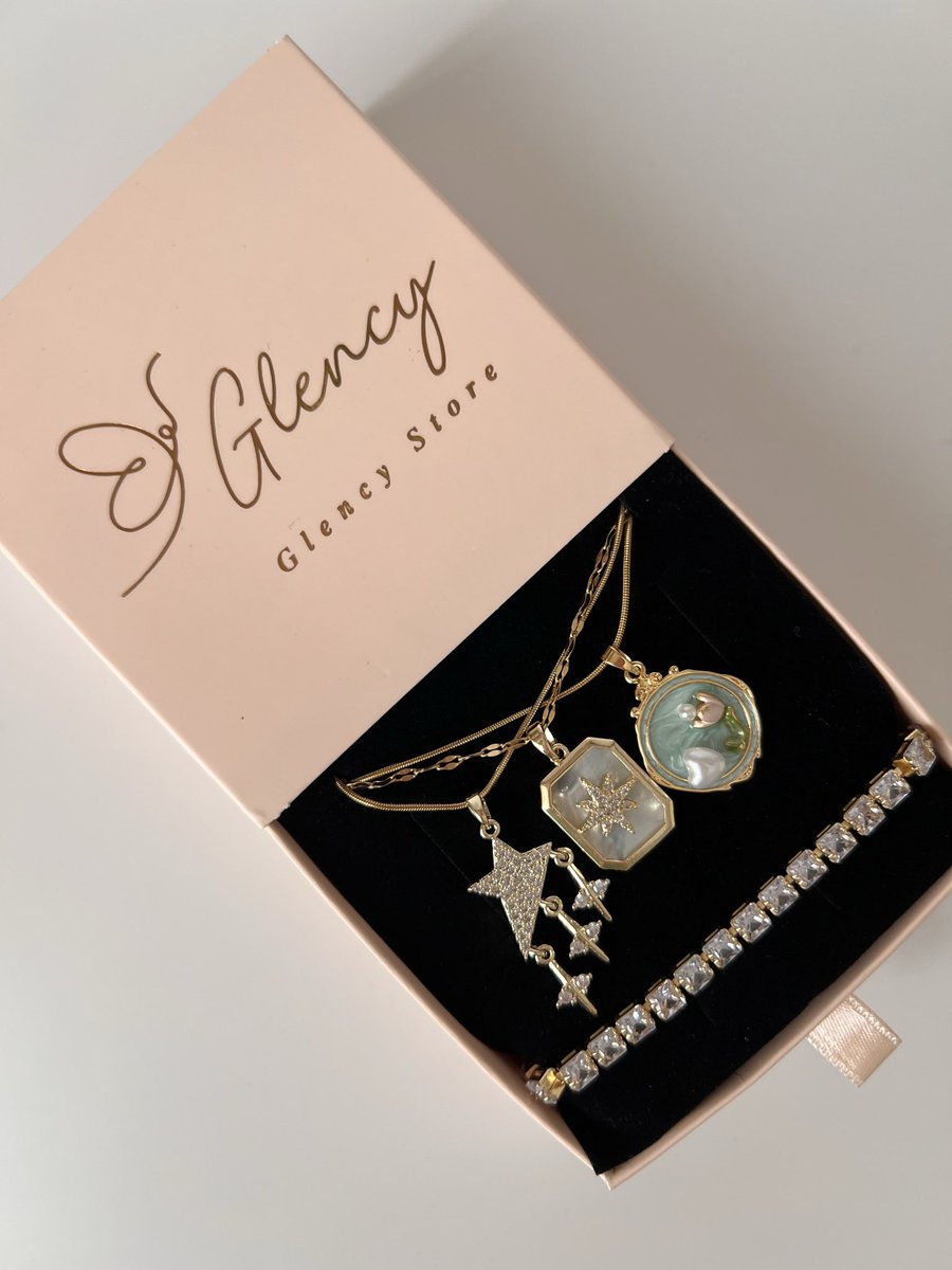 glencystore's tweet photo. Bu tweeti beğen, yoruma beğendiğin seti yaz ve bizden sürpriz DM bekle 💖 https://t.co/4N9P0SlOaJ