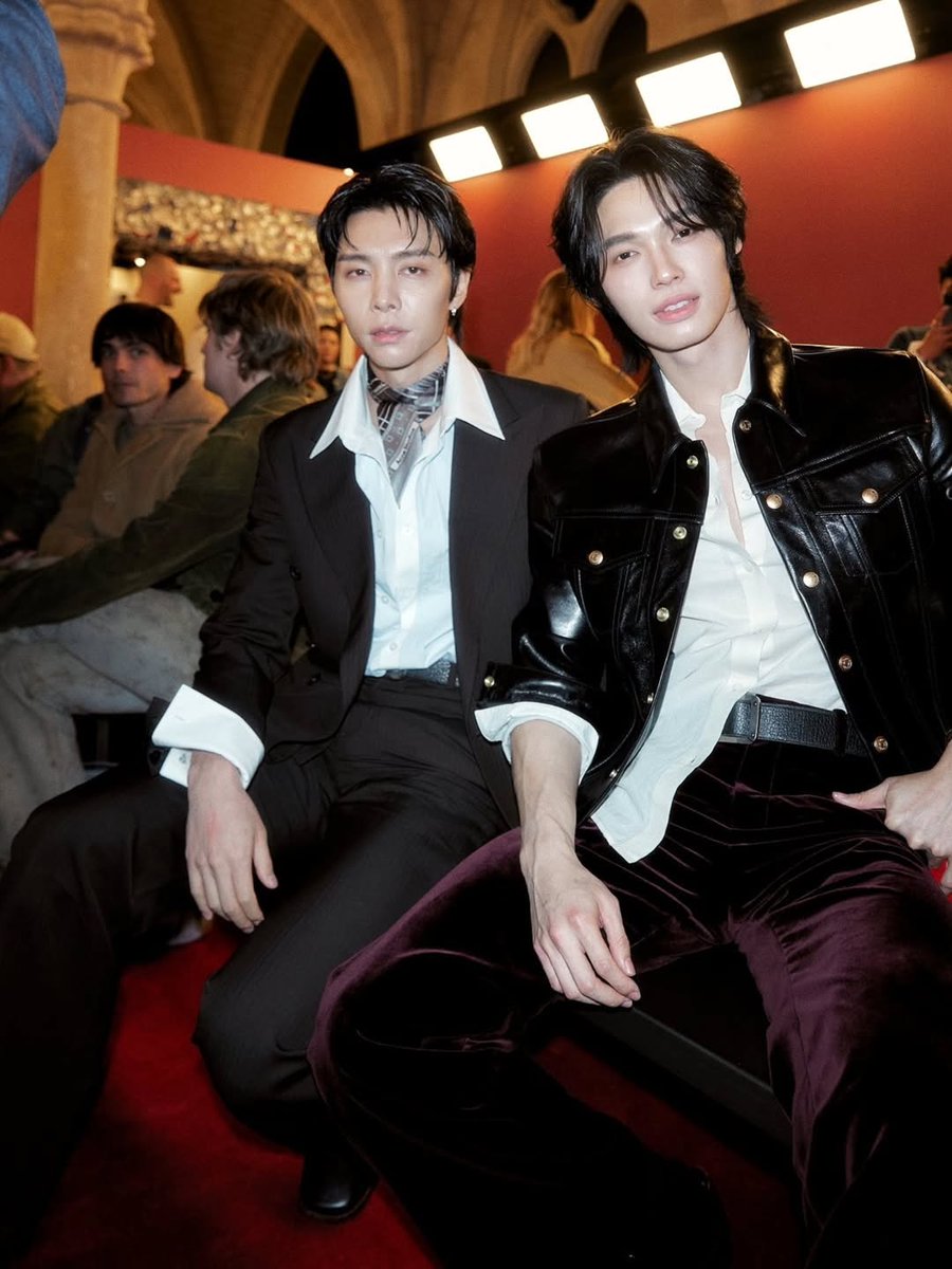 StarENews's tweet photo. หล่อสับระดับอินเตอร์! "วิน เมธวิน" ออร่าพุ่งกระแทกตาสื่อต่างชาติ นั่งแท่น The Best Dressed งาน Paris Fashion Week
อ่านต่อ https://t.co/0trZb4UFb7

#AcneStudios #AcneStudiosFW26 #AcneStudiosxWinMetawin #winmetawin #GMMTV #StarEnews https://t.co/u1eoWVciXc
