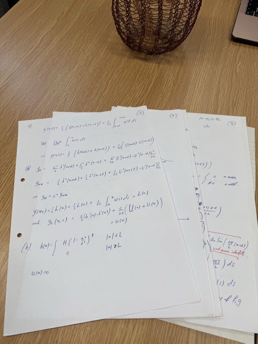 Dr Tom Crawford tweet media