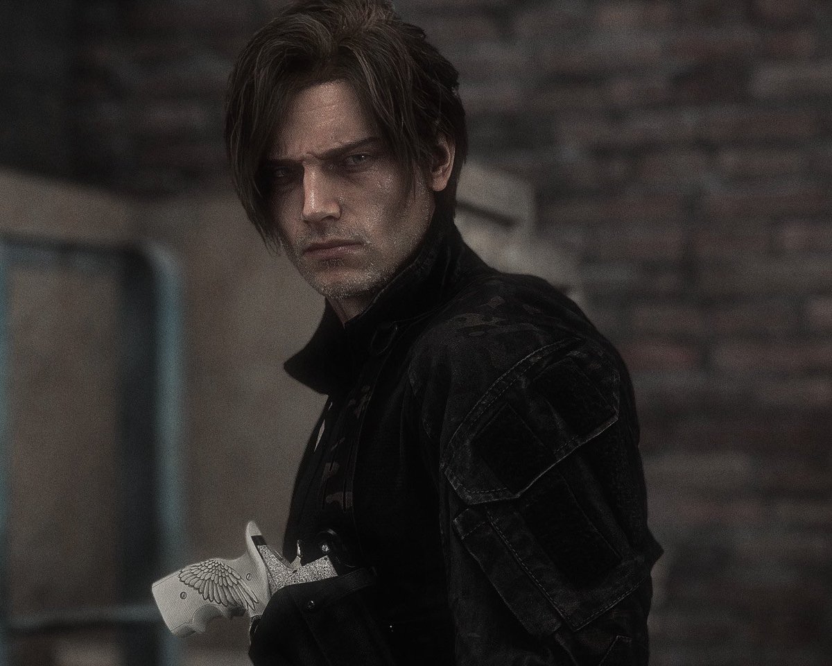 wondercrfts's tweet photo. apocalypse leon hits different :3 https://t.co/O9R6ZshgJL