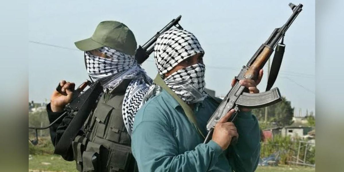 ParallelFacts's tweet photo. VIDEO: Islamic Jihadist Threatens Attacks on Igbo Shops in Kano, Tells Locals to 'Stay Home on Friday' https://t.co/6Vnw0Esj7D https://t.co/o1RWWIc5ui