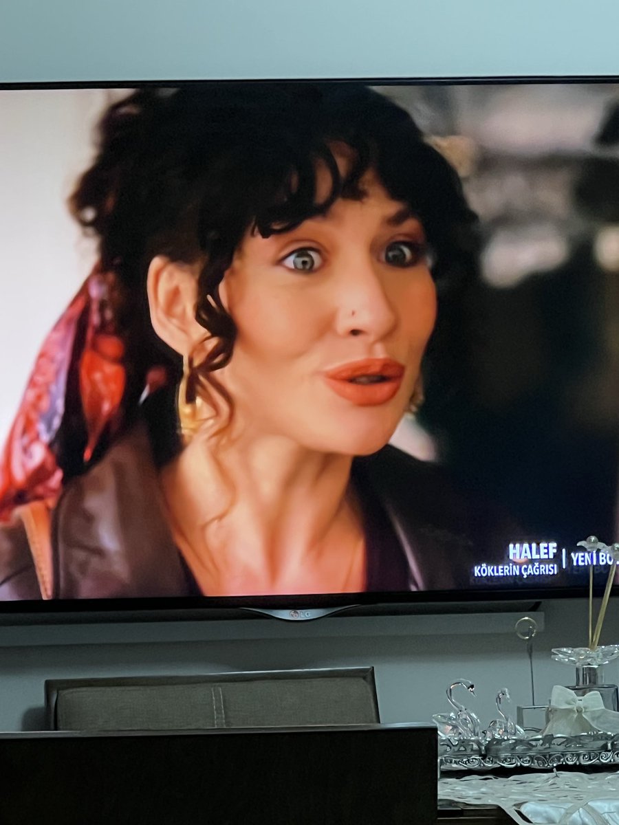tuncerda's tweet photo. @nowtvturkiye @halefdizi @grok Bu kim peki @grok ? https://t.co/o19lMywagh