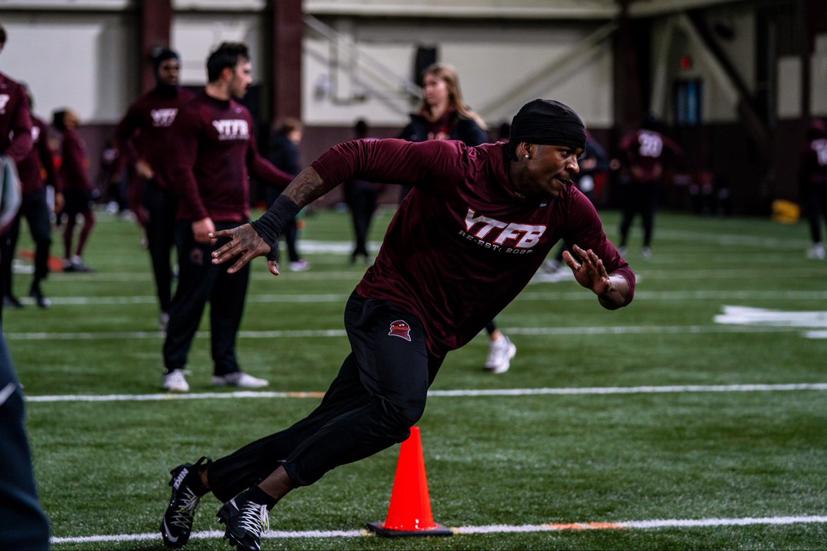 Vic Hall tweet media