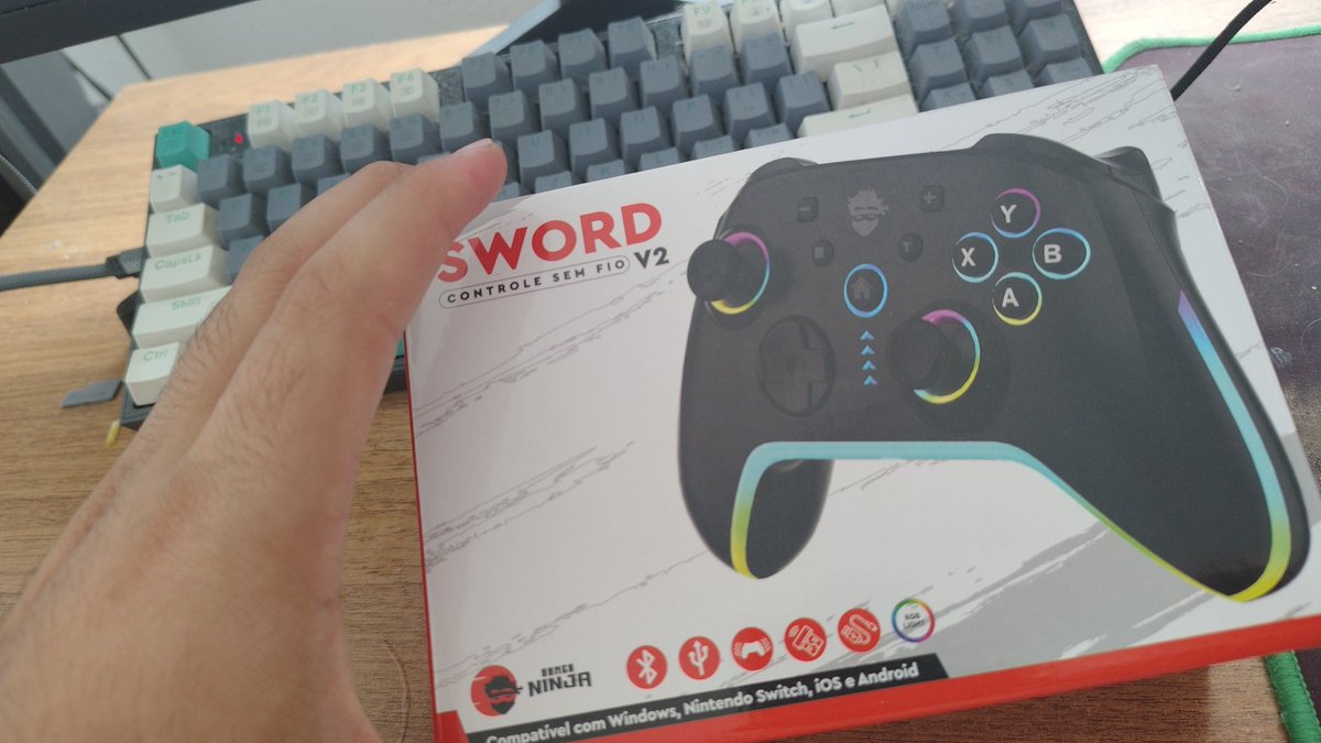 LeøN🍃 tweet media