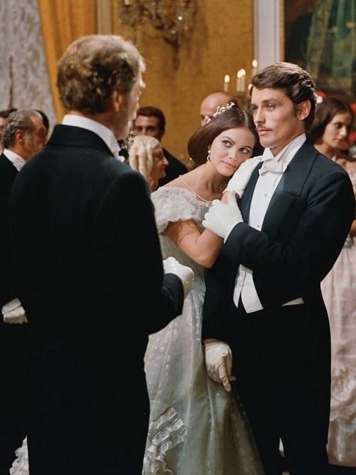 Mambo Italiano and Parisian Aesthetics carefully listening to how to use Grok 😅