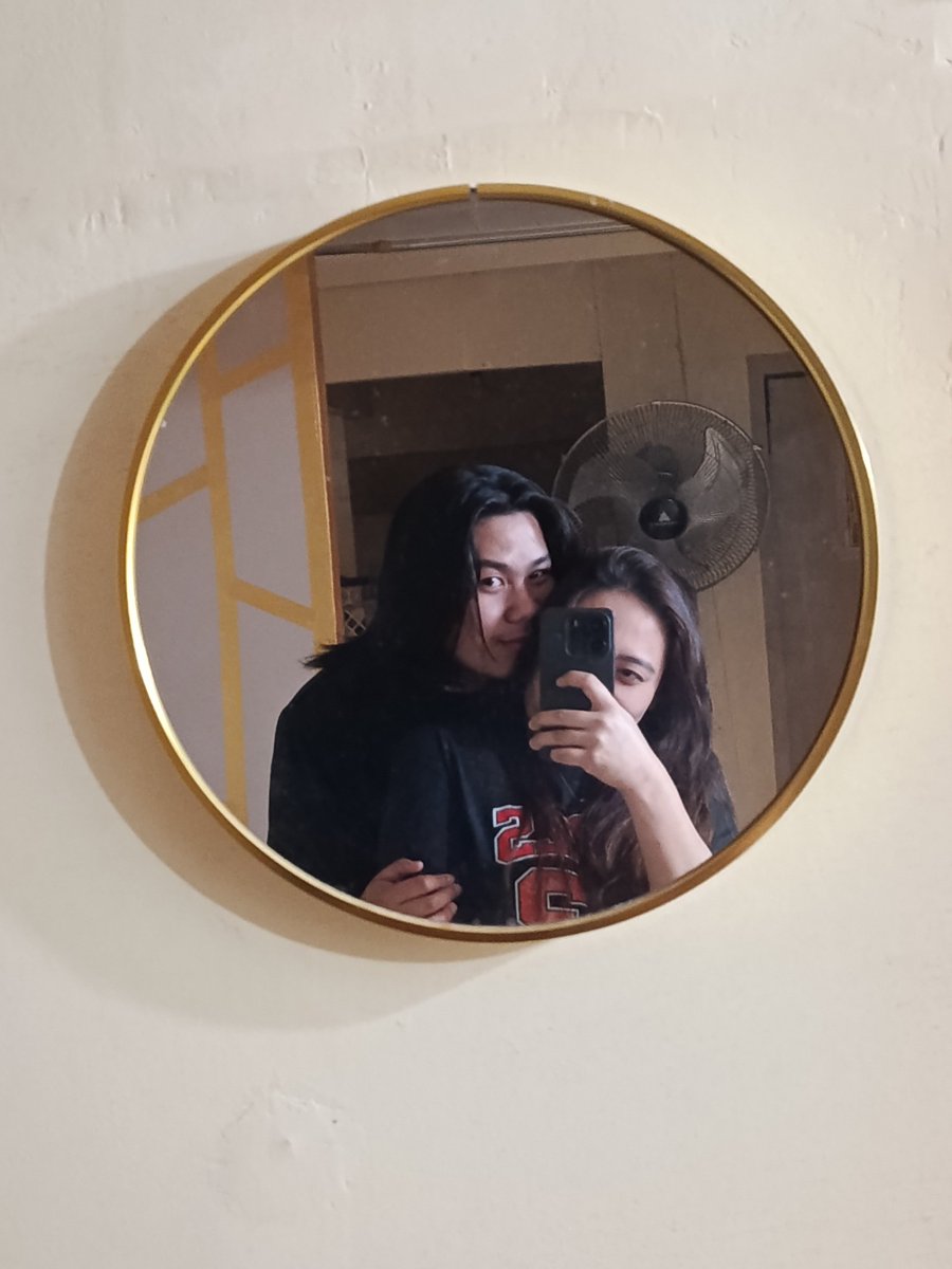 itsraineedey's tweet photo. Happy 1st Monthsary loveeee 🫣
It's just a month but feels like years being with you.
I know i'm not in a good shape since i'm sick, but i wanted you to know that i am grateful for having you as my man. https://t.co/l2XrJ39uR7