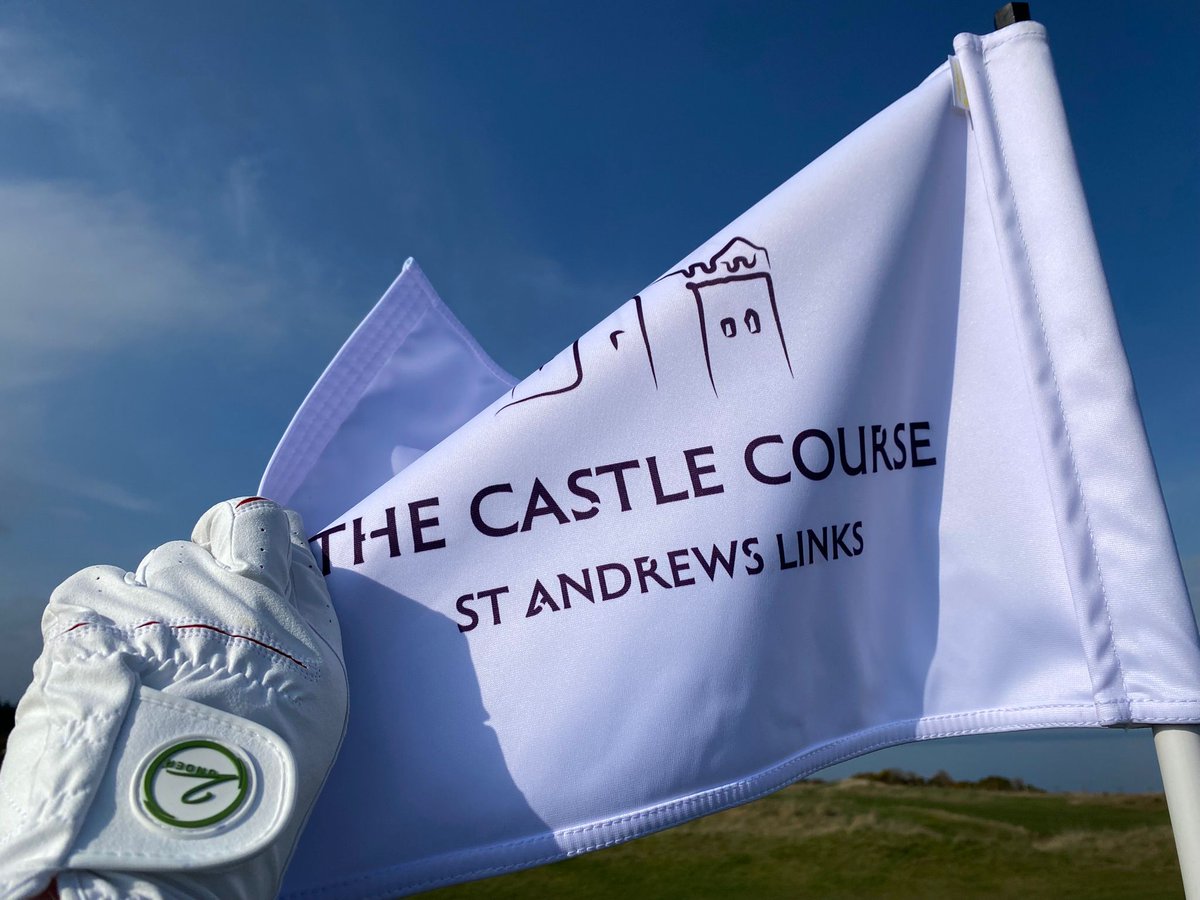 2Under Golf St Andrews TM tweet media