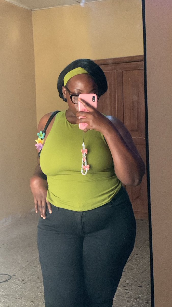 Kat 🎀 tweet media