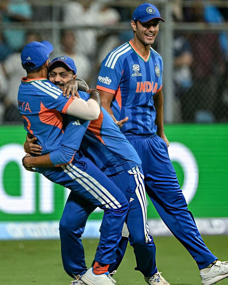 vikubhadauria's tweet photo. India 7 Run सें जीत T20 World Cup के final में जगह बनाई ❤️
वैसे माही भाई गए थे देखने Thala For a Reason 😂
 #INDVsENGLive
#T20WC2026 https://t.co/bZxllndmi1