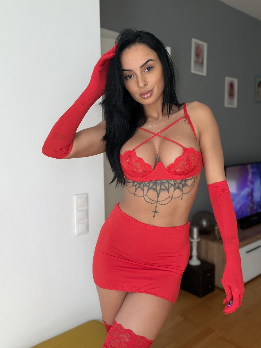 Michanyyyy's tweet photo. See more⬇️🔥discount alert💦
https://t.co/zx2AH9STcm

@TerrificBeauts
@VxCamz
@Hawker881_Promo
@Coach0302
@tterb1407
@SBitchly
@B_more_horny
@amwalker38
@zupergeil40
@Tees_Babes
 @GirlsNaugh
@CMP_4U
@stf_promotions
@johnnywalkeryyc
@GirlsXR
@xBoobsPowerx
@hotgirlindex
@SmVanJoh https://t.co/xbO8o2hK6n