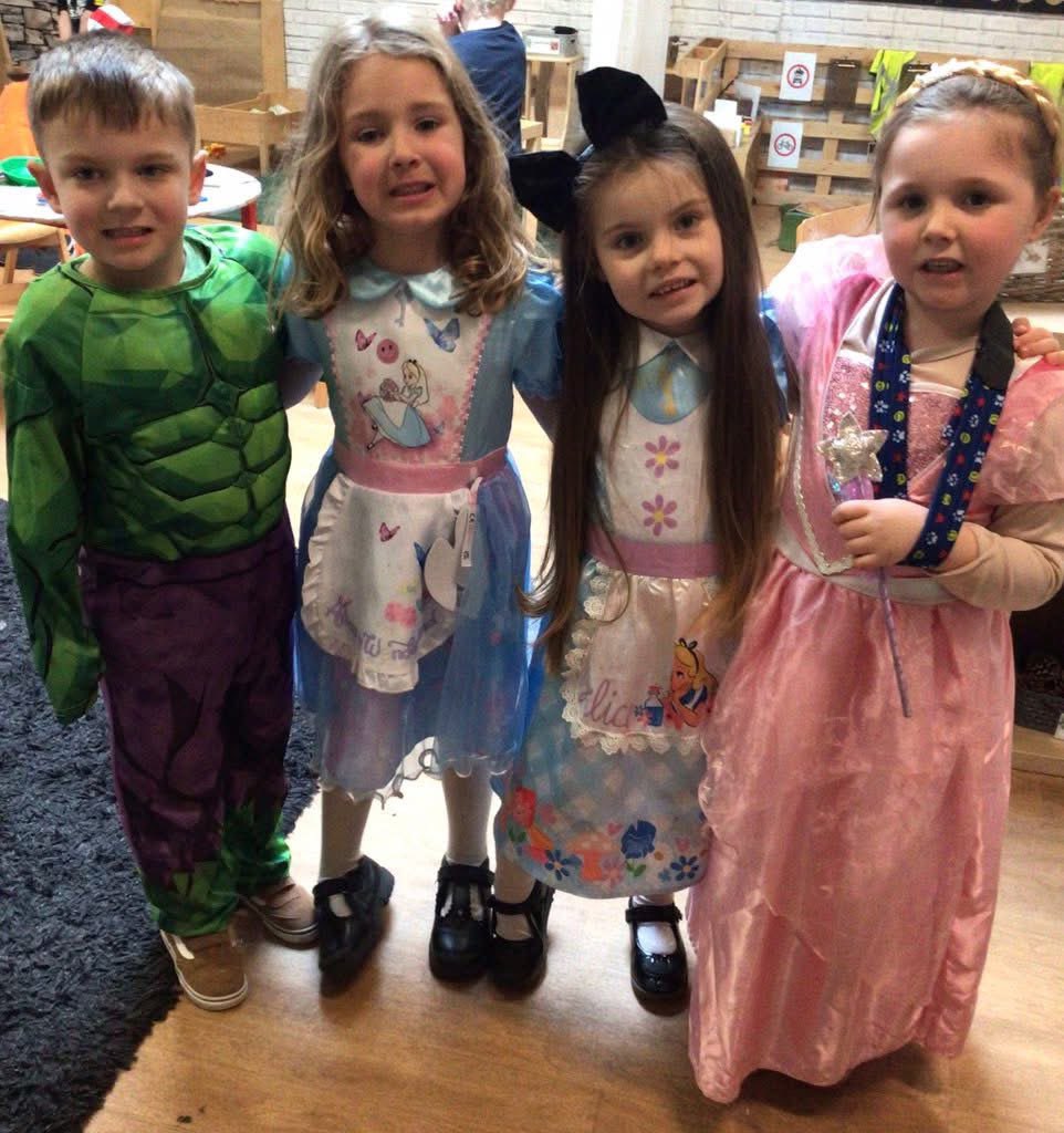 Candleby Lane tweet media