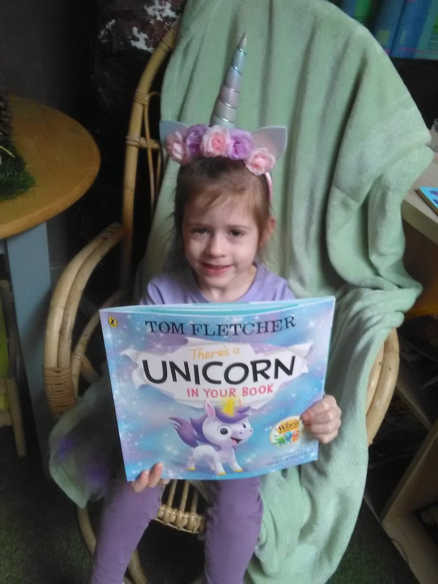 Candleby Lane tweet media