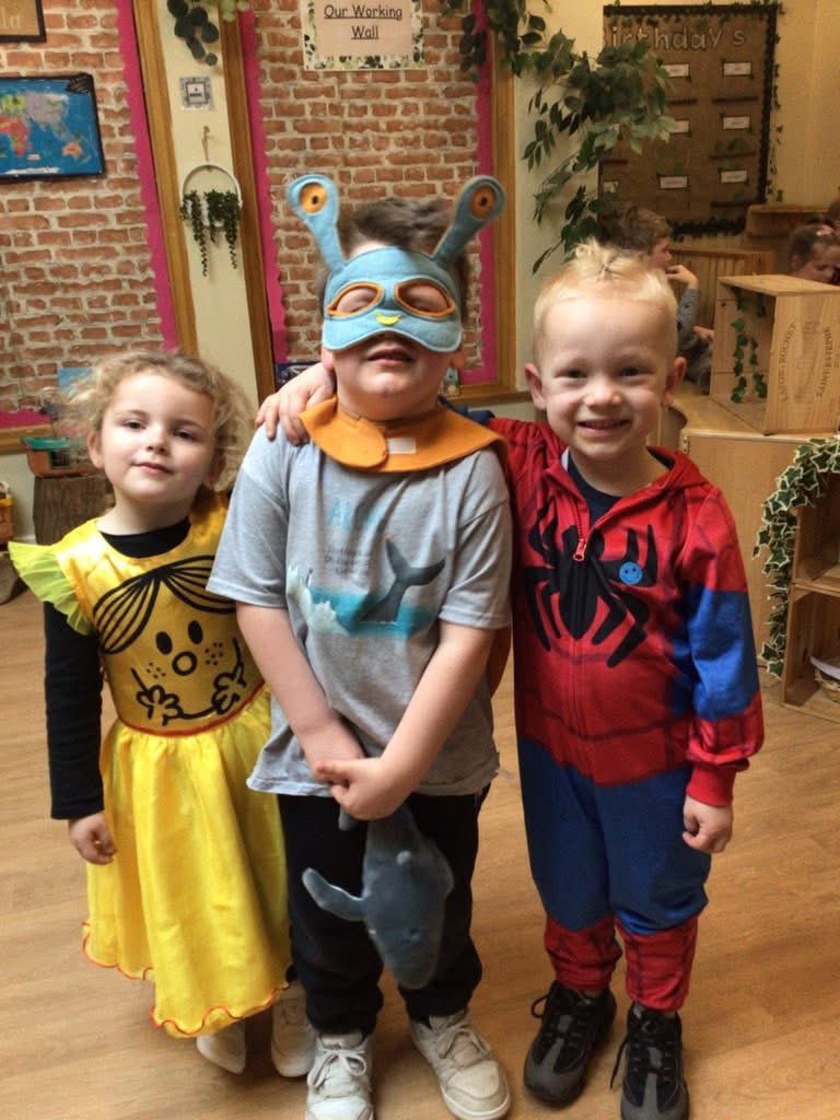 Candleby Lane tweet media