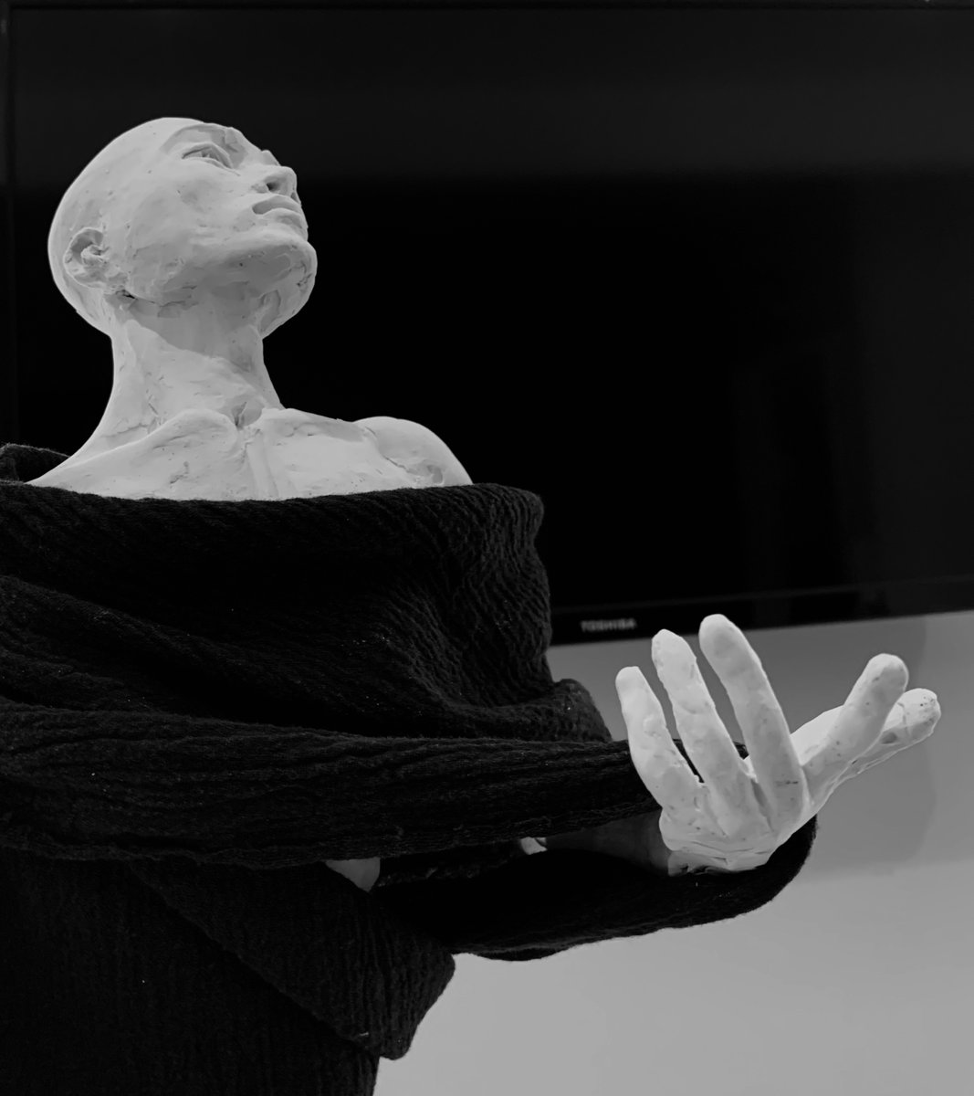 Her work spans Abstract Expressionism across both sculpture and painting, and has shown at LACMA, the Long Beach Museum of Art, the Eduardo Sívori Museum in Argentina, and the Boston Court Performing Arts Center in Pasadena.