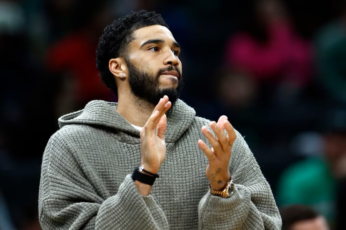 🚨 JAYSON TATUM IS BACK GIVEAWAY🚨

We’re splitting $250 in Betr Bucks between FIVE RANDOM PEOPLE who correctly predict how many points Jayson Tatum has in his season debut!

All you have to do is RT this tweet, follow <a href="/betr/">betr</a> and share your prediction in the replies below ⬇️

One