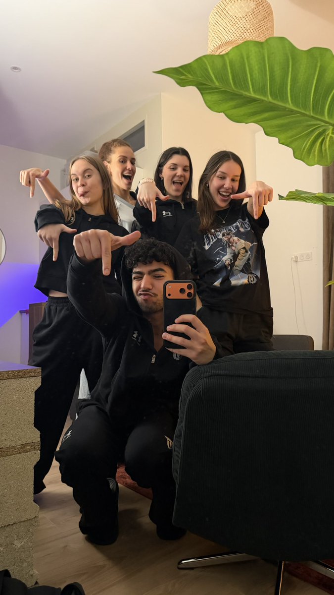 NOS VAMOS DE GIRAAAA🥹🥰🇪🇸🛸