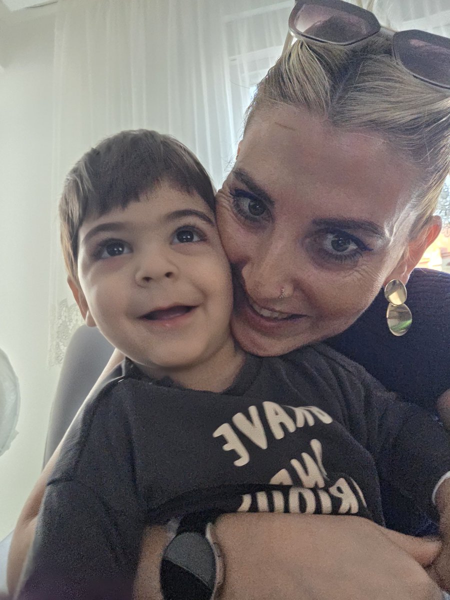 SenerolMerve's tweet photo. #teyzeballari #canlarim 🩷🥰😇 https://t.co/7yTnlJSe0k