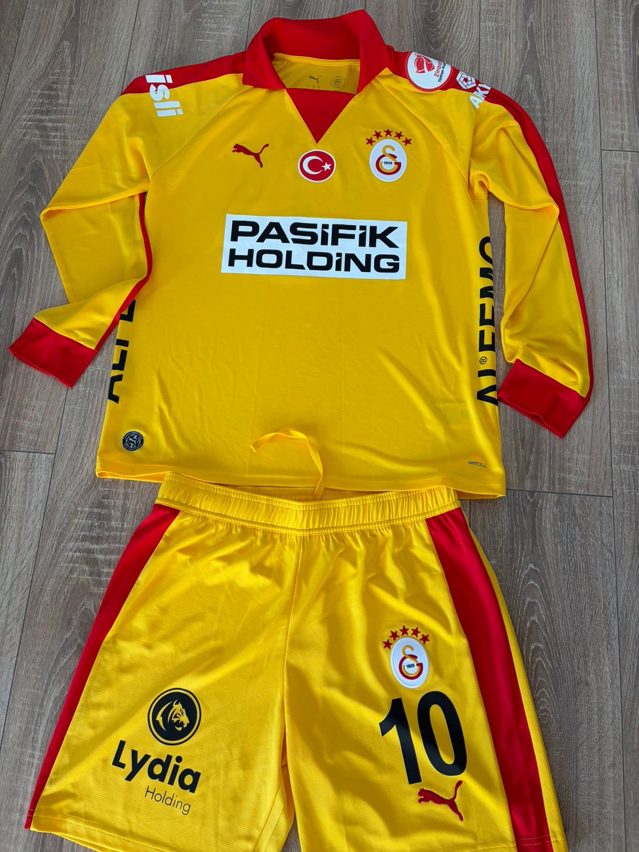 Leroy Sane 
Alanya Spor Galatasaray  
Turkish Cup Matchworn 💛❤️