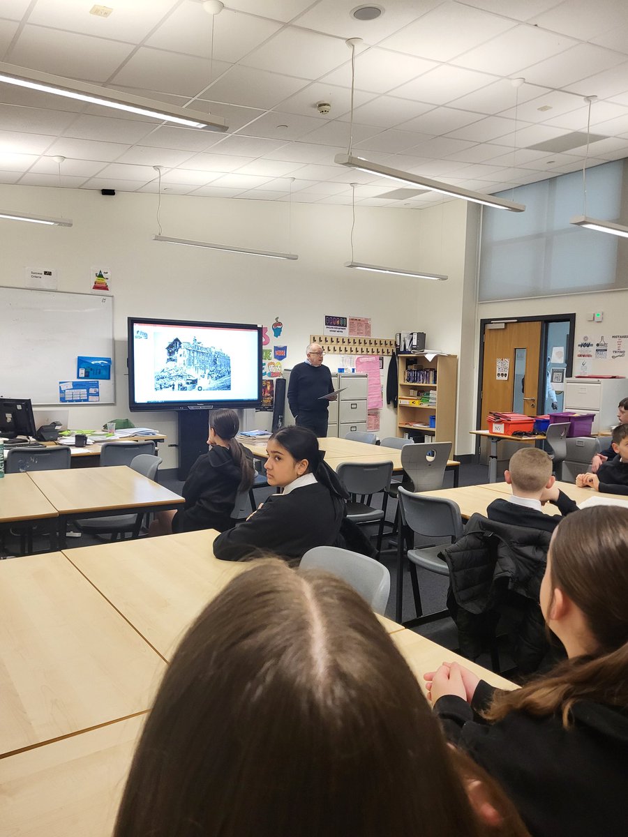 Mr Livingstone DHT tweet media