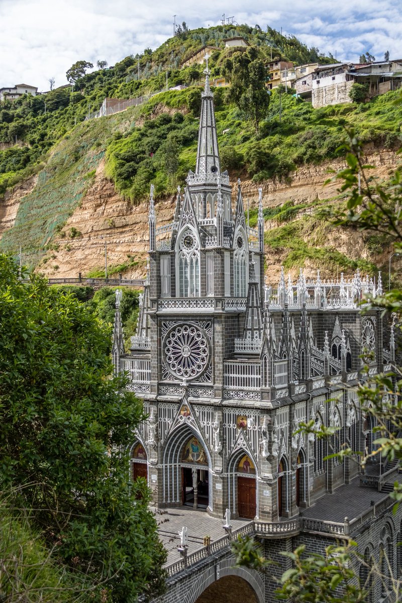 Catholic Frequency tweet media