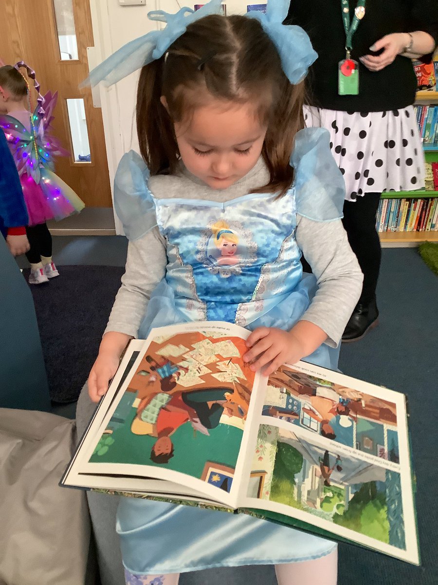 Mrs Jones tweet media