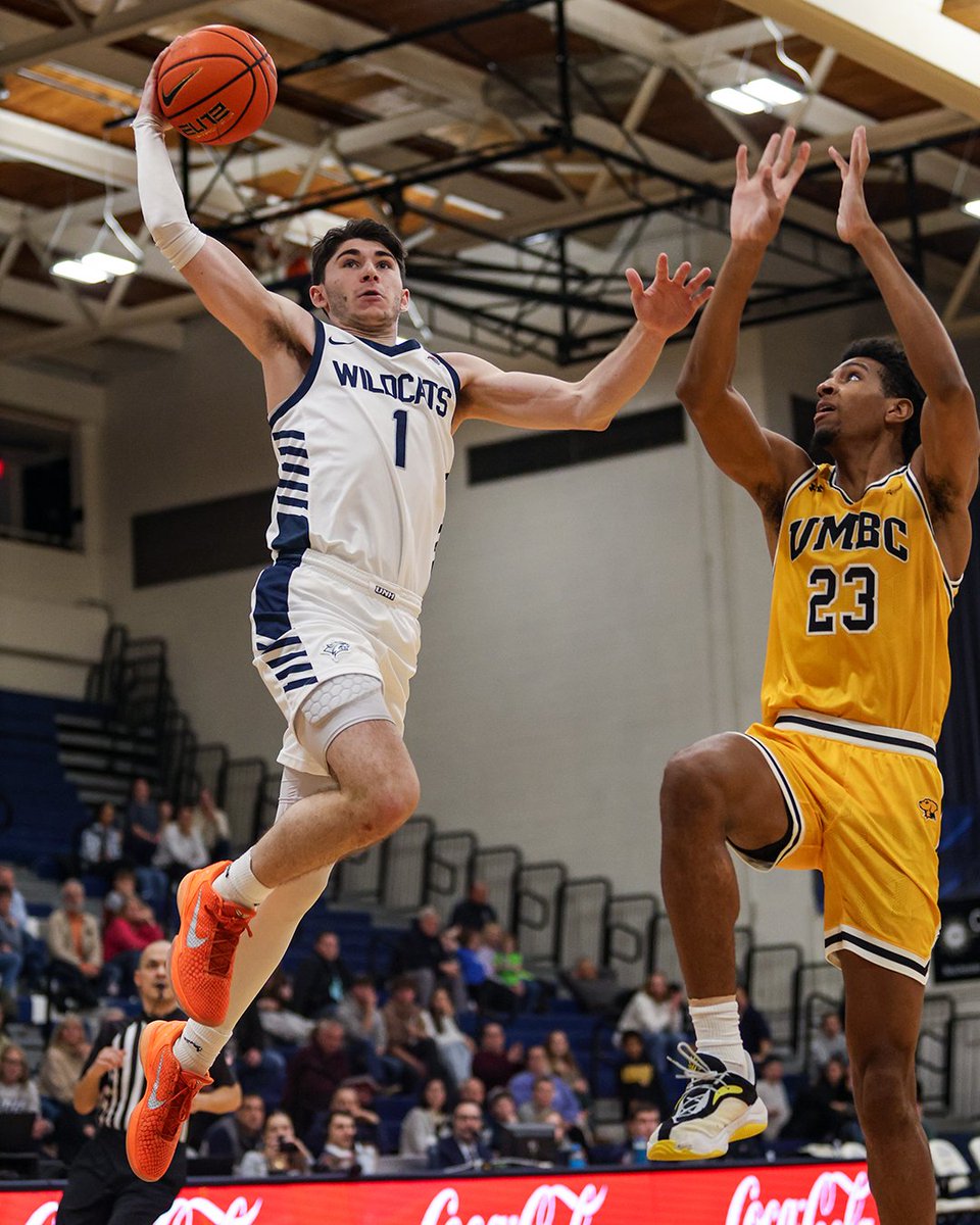 UNH Men's Basketball tweet media