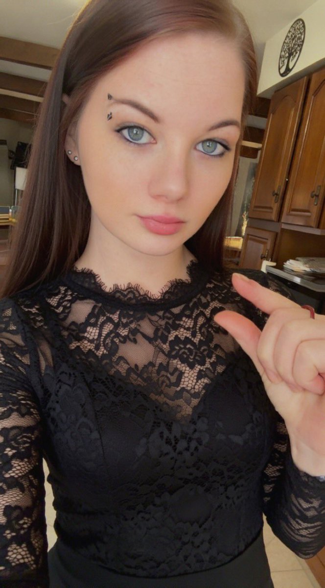 I don’t humiliate &amp; expose you because you like it, I do it bc I like it. Degrading losers who literally WORSHIP me is actually so fun, hot and empowering 🖤