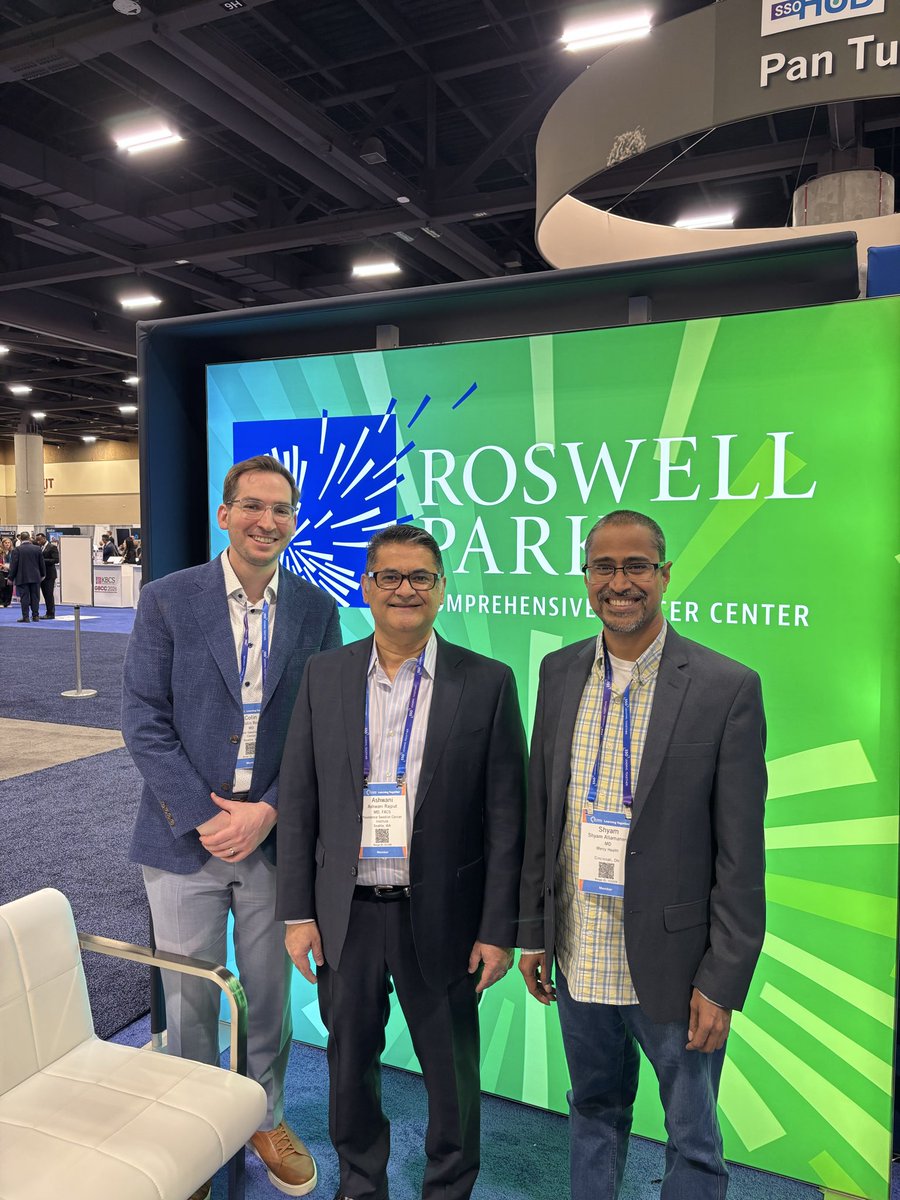 RoswellPark's tweet photo. Some familiar faces stopped by our #SSO2026 booth today!

It was great reconnecting with a few of our Roswell Park alumni and seeing just how far our network has grown. 

So amazing to see the impact our community is making across the field! 🙌🏼 https://t.co/HrVvUDIiZw