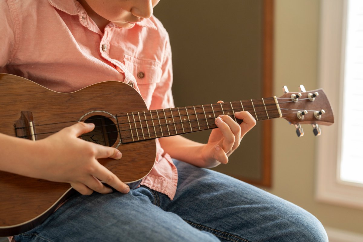 HICC_ca's tweet image. With #GC funding, a new heat pump keeps Sea View Hall in Malpeque Bay #PEI comfortable and dry, protecting instruments and supporting programs year-round.

Learn more:  housing-infrastructure.canada.ca/investments-in…