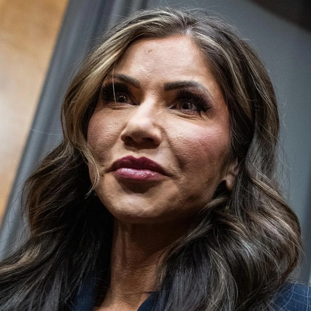 FactPost tweet media