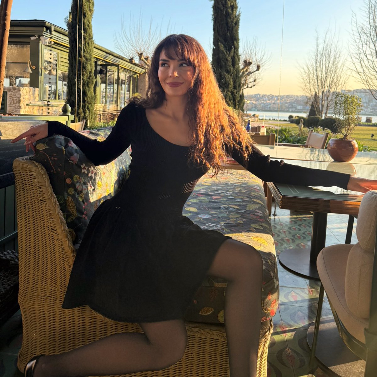 allaboutebru's tweet photo. Ebru Şahin instagramdan yeni bir gönderi paylaştı. ❤️
#EbruŞahin @rebrusahino https://t.co/BFFHPCsKaY