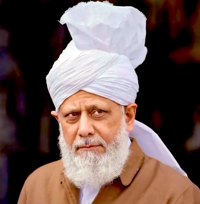 mariamaryam321's tweet photo. I have seen many tweets by Muslims calling for unity that we should not divide ourselves into sects. However, this will be difficult until the system of Khilafat is re-established among Muslims.Only through pledging allegiance to a single Caliph can the Muslim Ummah truly unite🙃 https://t.co/XATYr0g1qd