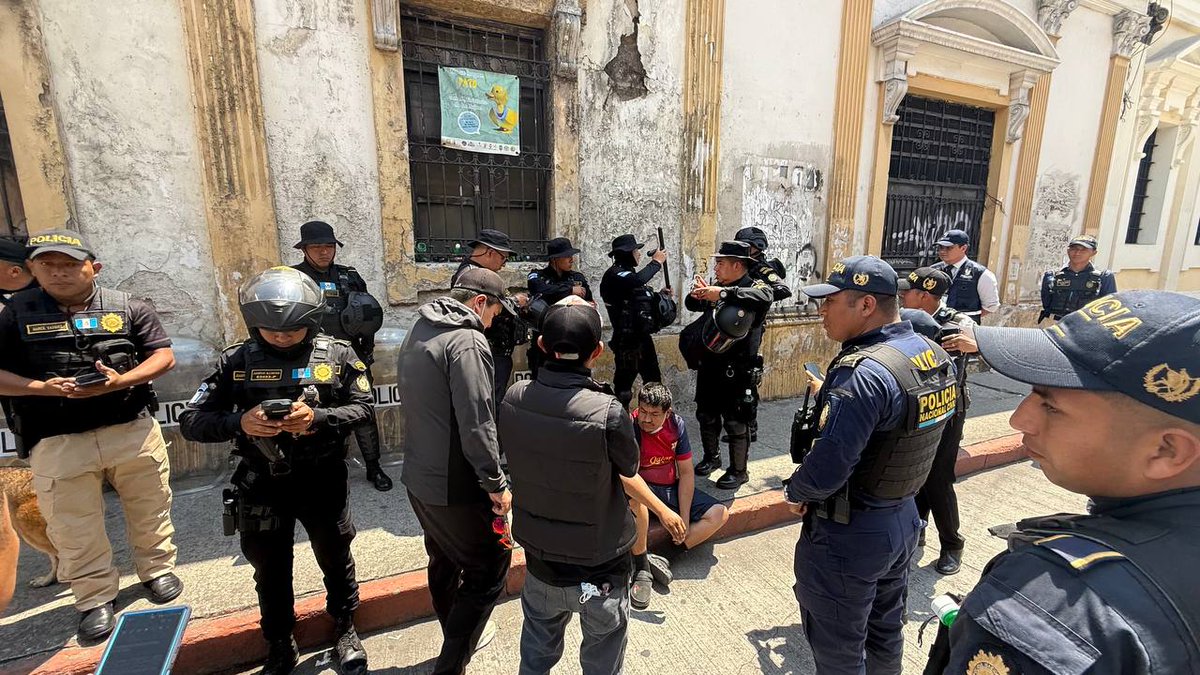 Diario La Hora tweet media