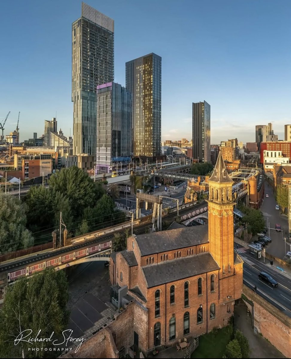 𝐌𝐚𝐧𝐜𝐏𝐢𝐜𝐭𝐮𝐫𝐞𝐬 tweet media