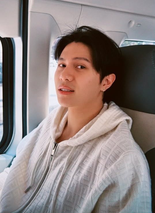 อืม ฮีเพิ่งตื่นจริงๆ อย่าว่าน้อง5555555555555555555555555555555555

#williamjkp