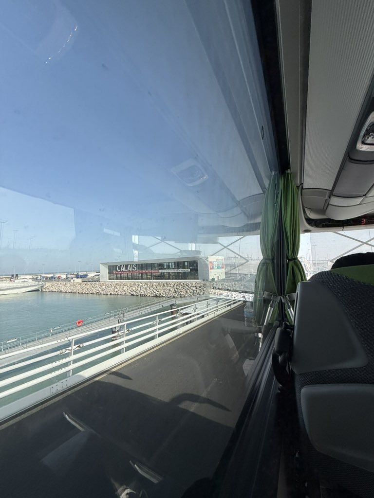 12eHomme tweet media