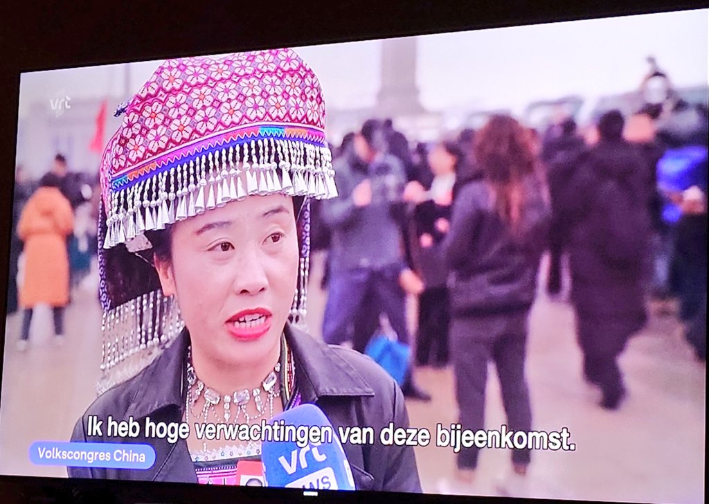 DjeeDeeBee's tweet image. Madame Lampadair verwacht veel. #VRT