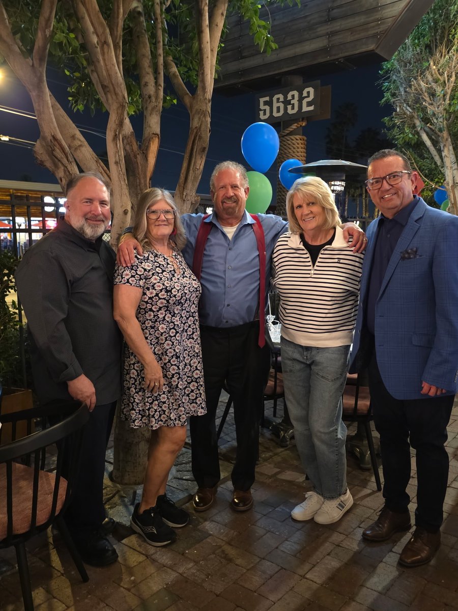 LopezForArizona tweet media