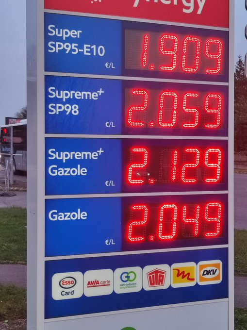 Soeur Foune tweet media