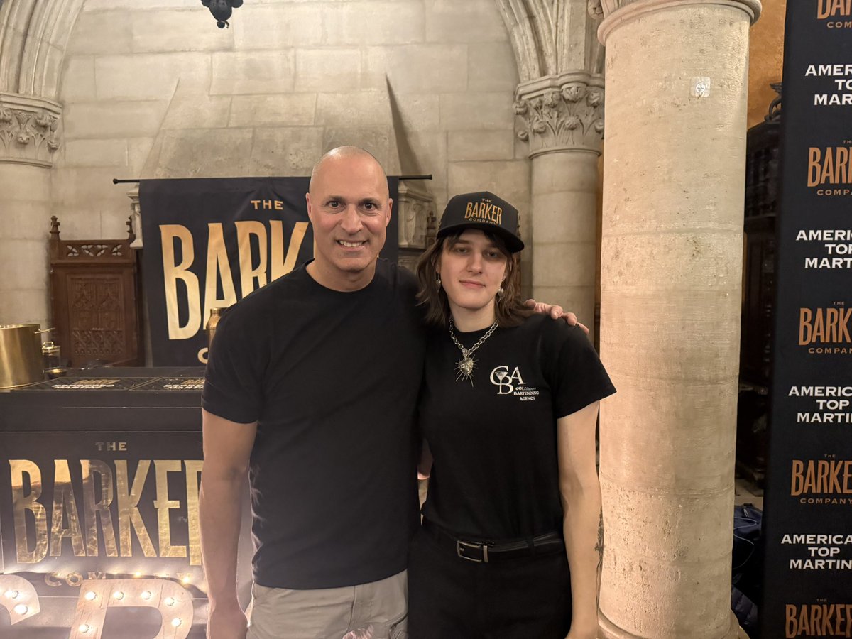 european cabbage butterfly tweet media