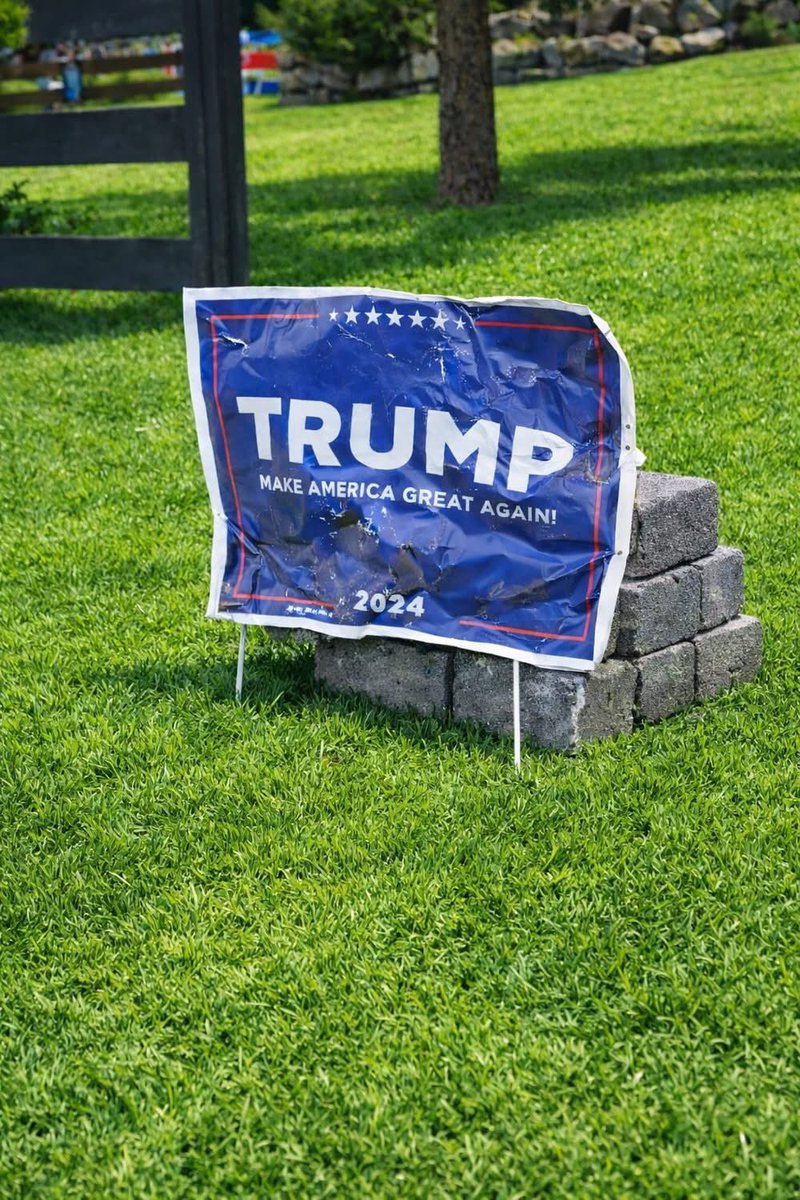 A Gene Robinson tweet media