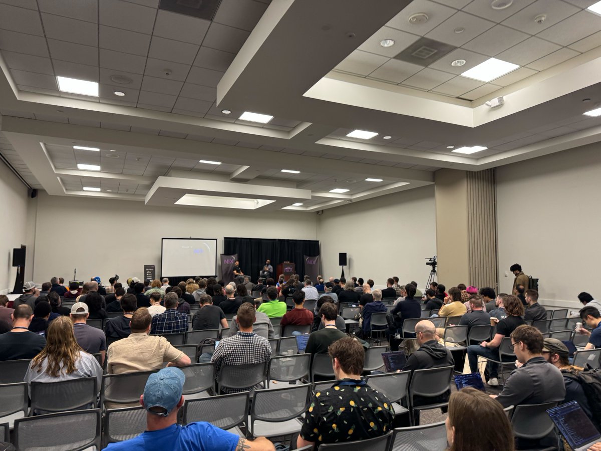 Planet Nix tweet media