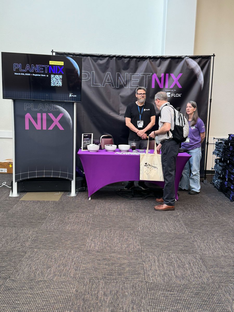 Planet Nix tweet media