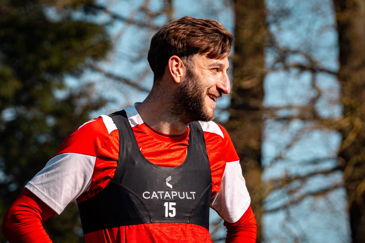 Stevenage FC 🔴⚪ tweet media