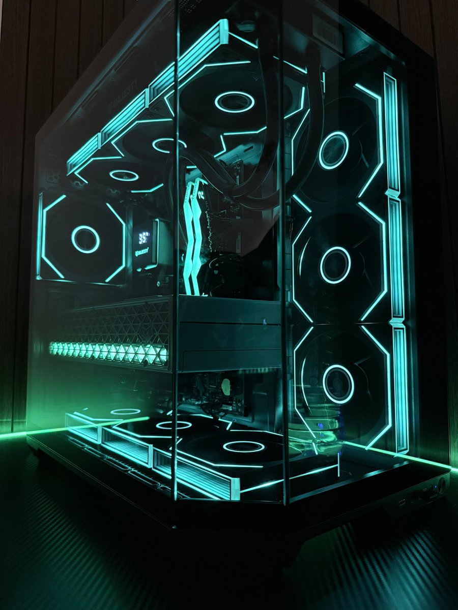 PC TechZ tweet media