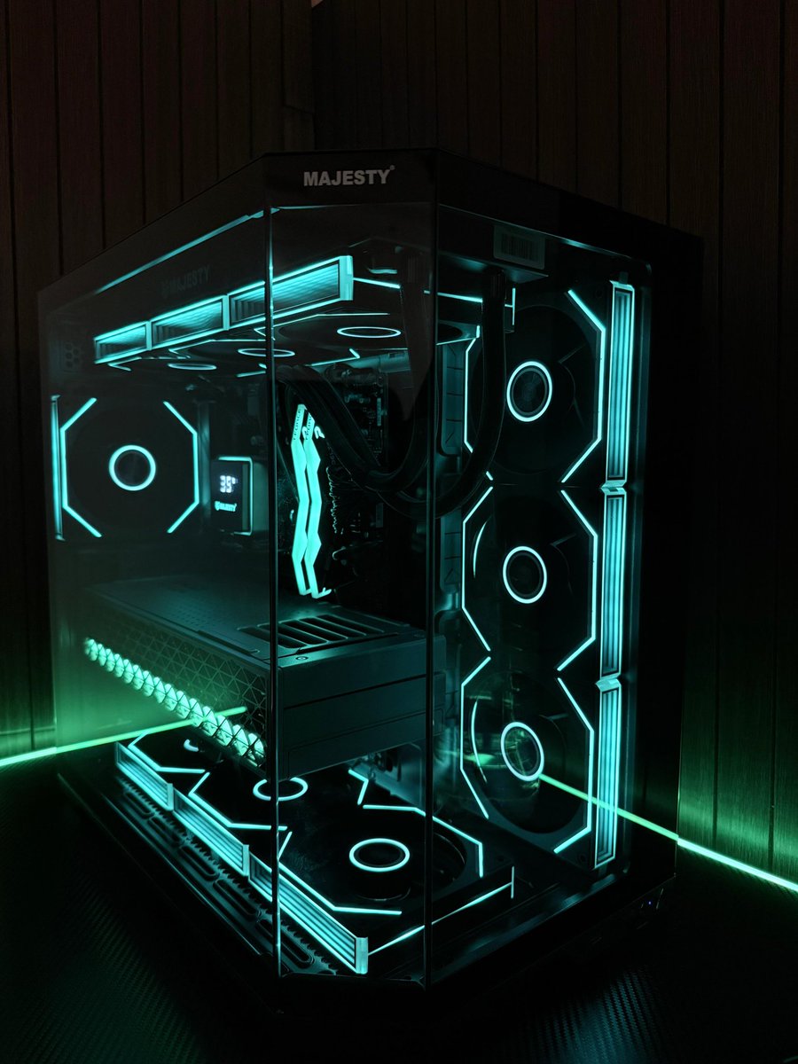 PC TechZ tweet media