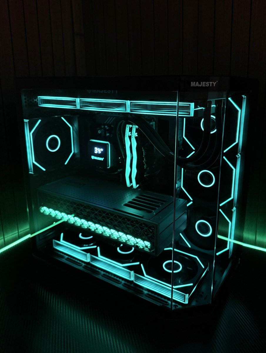 PC TechZ tweet media