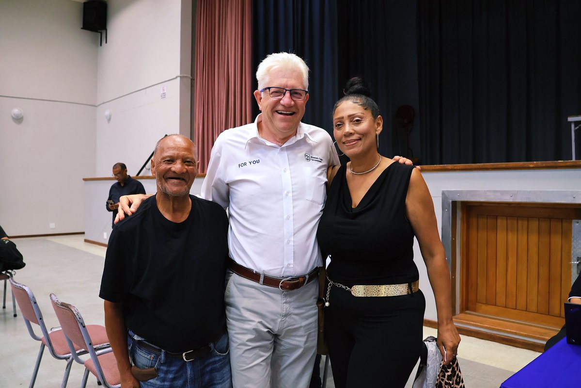 Premier Alan Winde tweet media