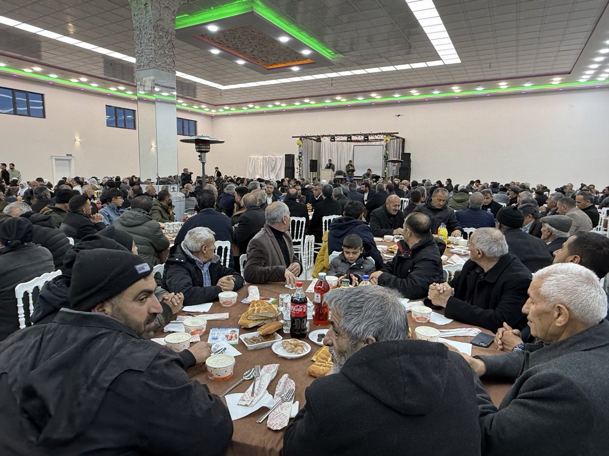 DEM PARTİ WAN tweet media